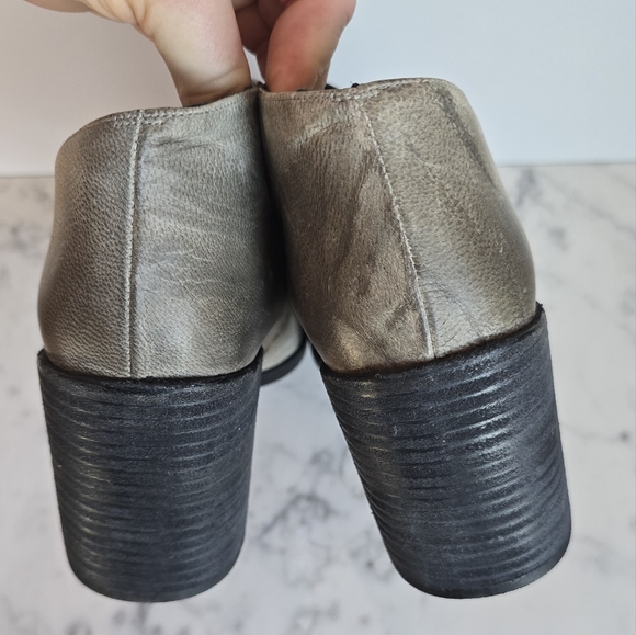 Free People, New Terrah Gray Taupe Leather Cut-out Chunky Heel Boot Size 38 8 - Picture 8 of 12